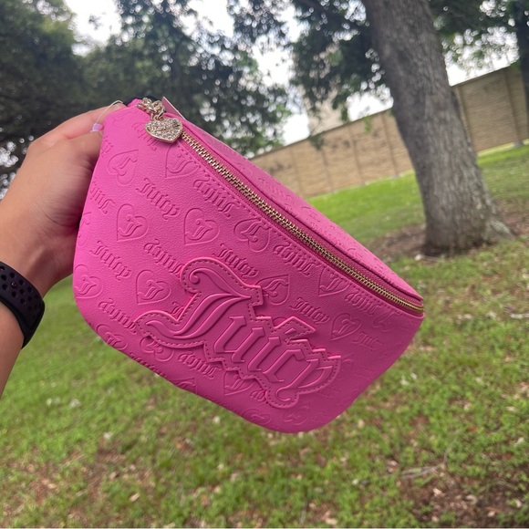 NWT Juicy Couture
Juicy Pink Upgrade U Fanny Pack
New with tags - Picture 7 of 11